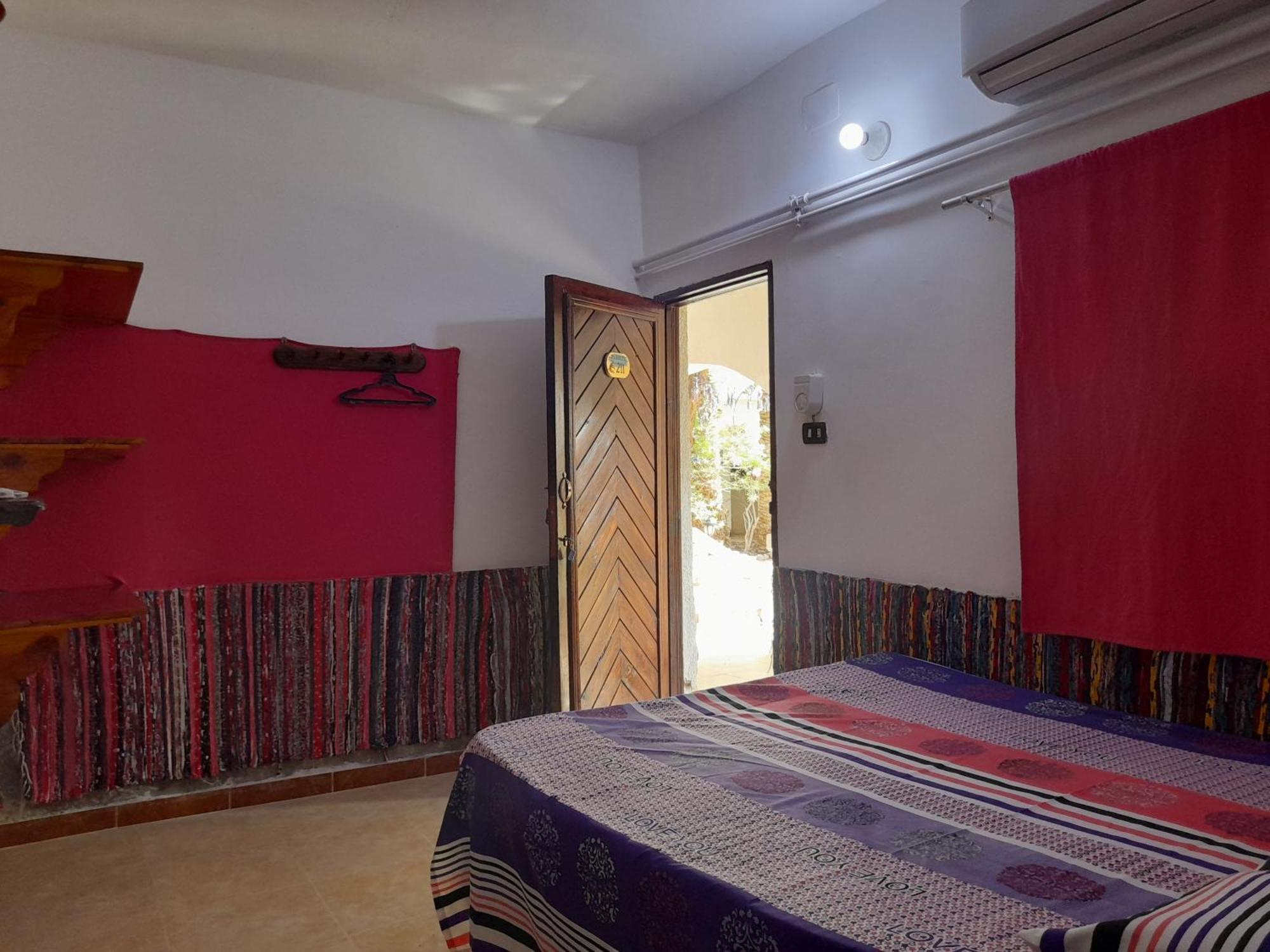Hotel Fighting Kangaroo Camp à Dahab Extérieur photo