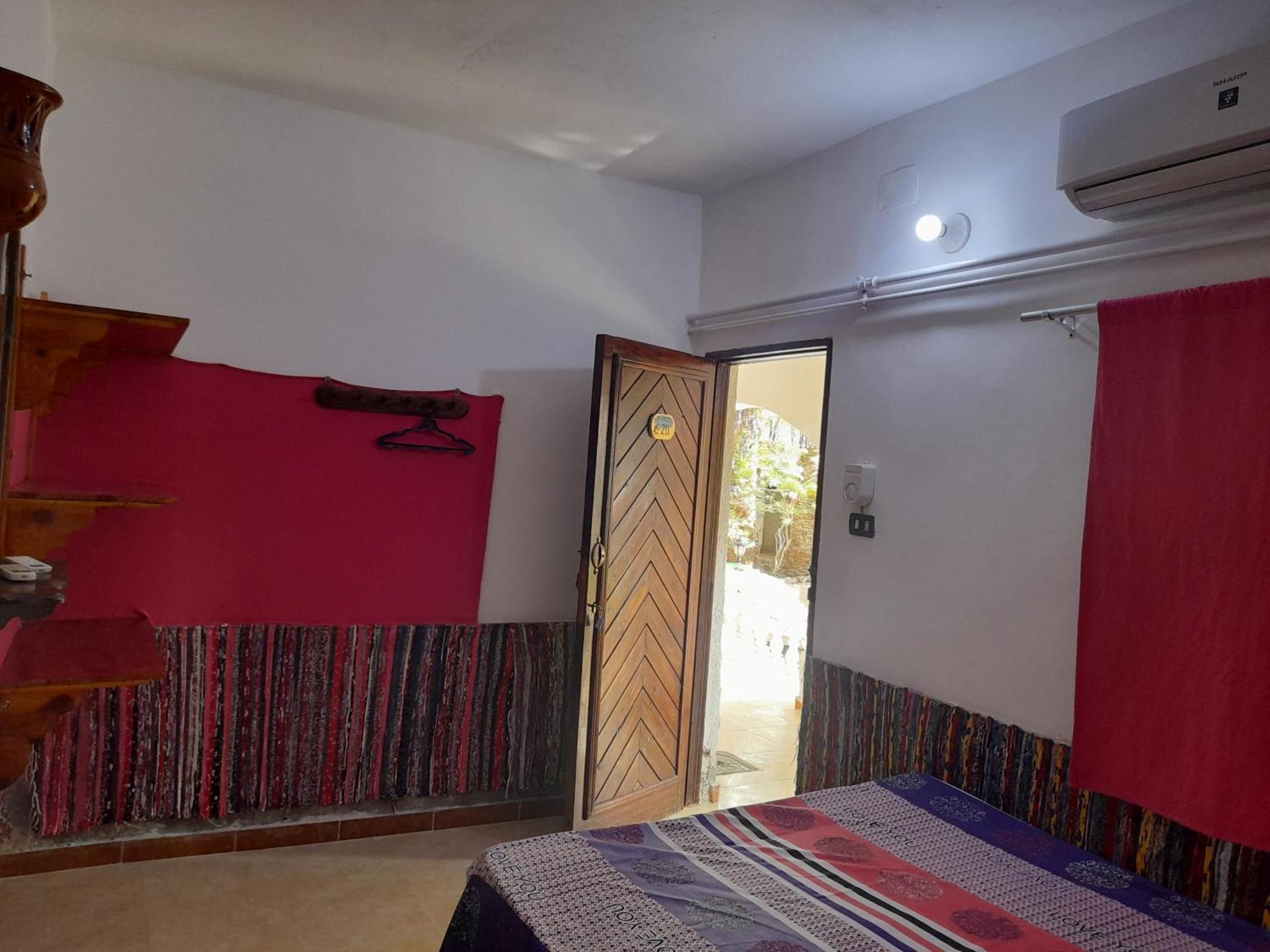 Hotel Fighting Kangaroo Camp à Dahab Extérieur photo